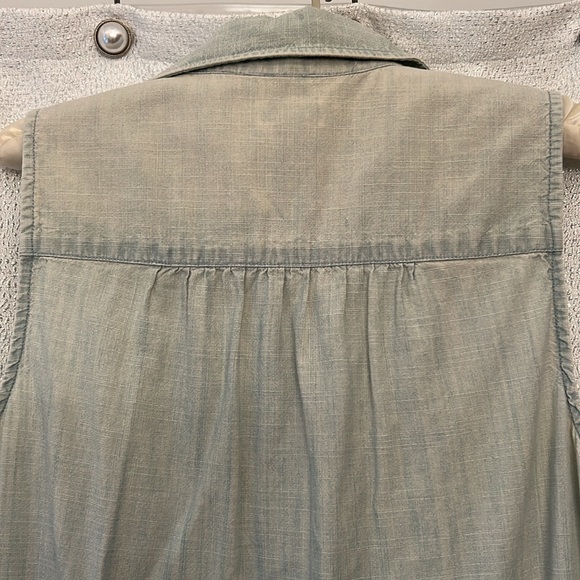 J.Crew Factory Sleeveless Chambray Shirt - Picture 3 of 5